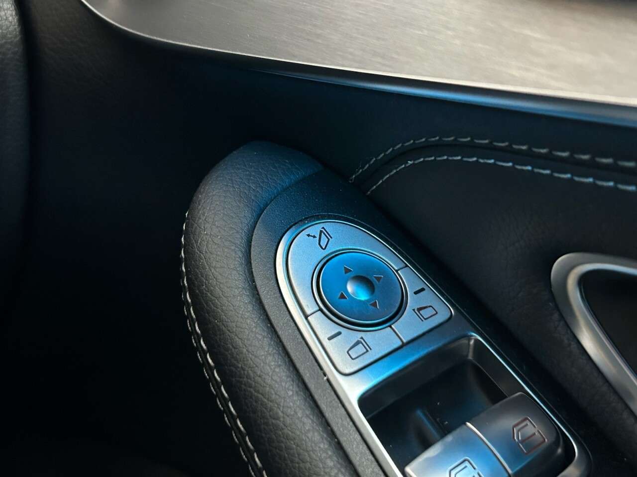 2017 MERCEDES-BENZ C-CLASS 2017 MERCEDES-BENZ C-CLASS