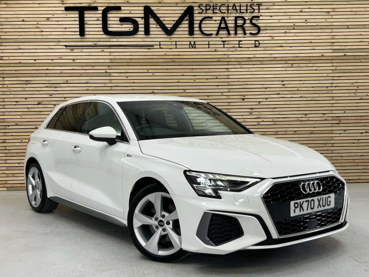 A 2020 AUDI A3 1.0 TFSI 30 S line Sportback 5dr Petrol Manual Euro 6 (s/s) (110 ps) NAV, C A 2020 AUDI A3 1.0 TFSI 30 S line Sportback 5dr Petrol Manual Euro 6 (s/s) (110 ps) NAV, C