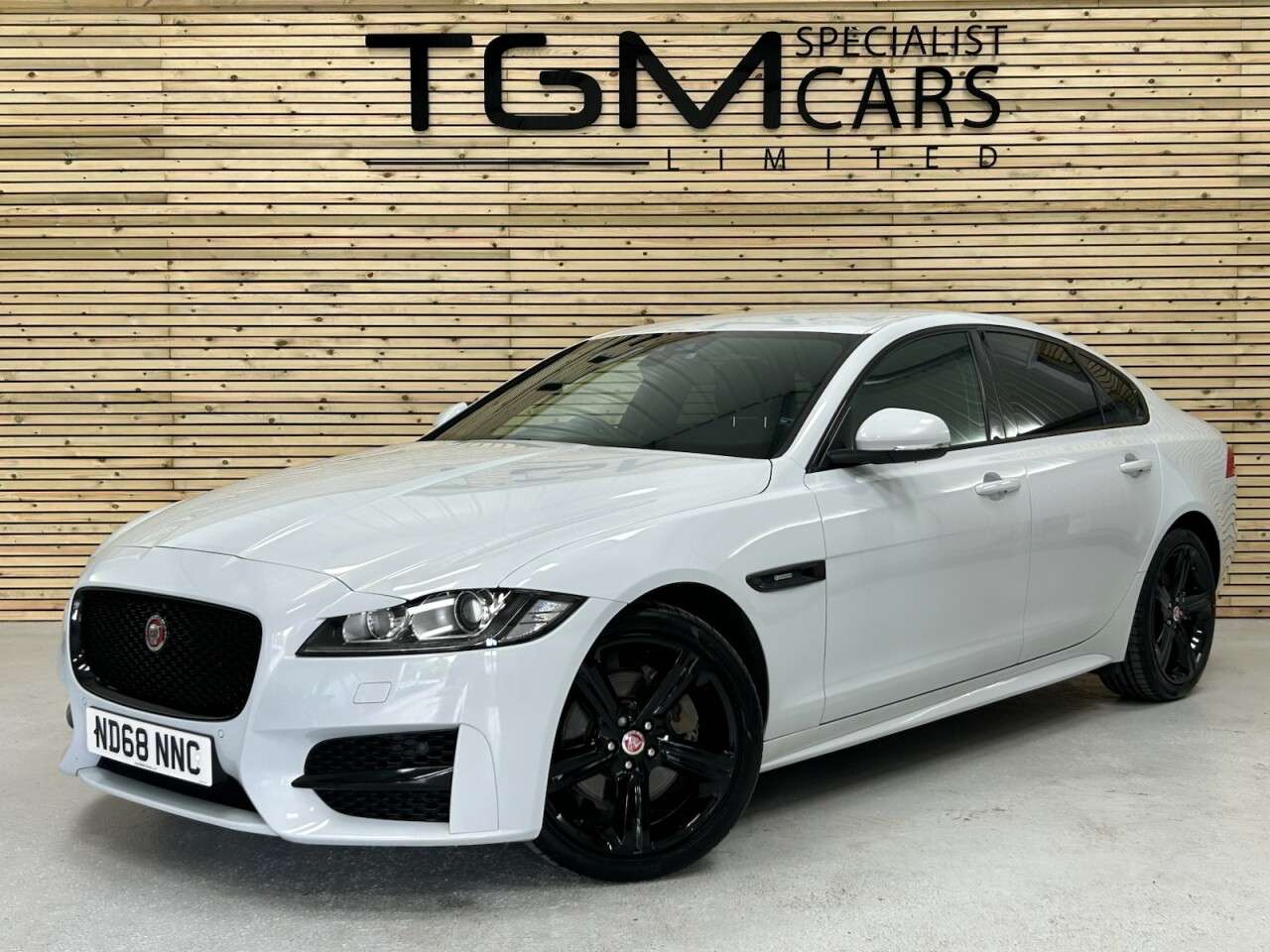 A 2018 JAGUAR XF 2.0d R-Sport Saloon 4dr Diesel Auto Euro 6 (s/s) (180 ps) 3 OWNERS, 2 KEYS, A 2018 JAGUAR XF 2.0d R-Sport Saloon 4dr Diesel Auto Euro 6 (s/s) (180 ps) 3 OWNERS, 2 KEYS,