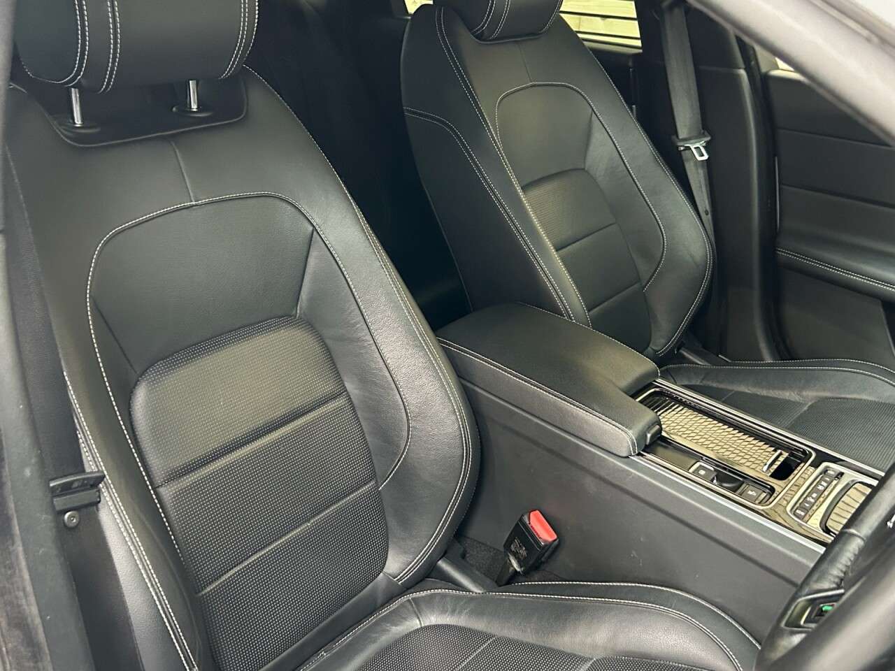 2018 JAGUAR XF 2018 JAGUAR XF