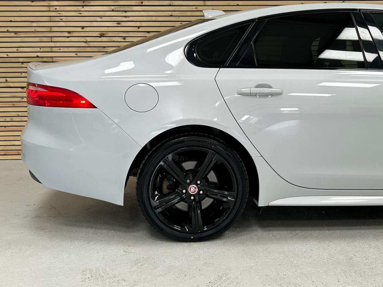 2018 JAGUAR XF 2018 JAGUAR XF
