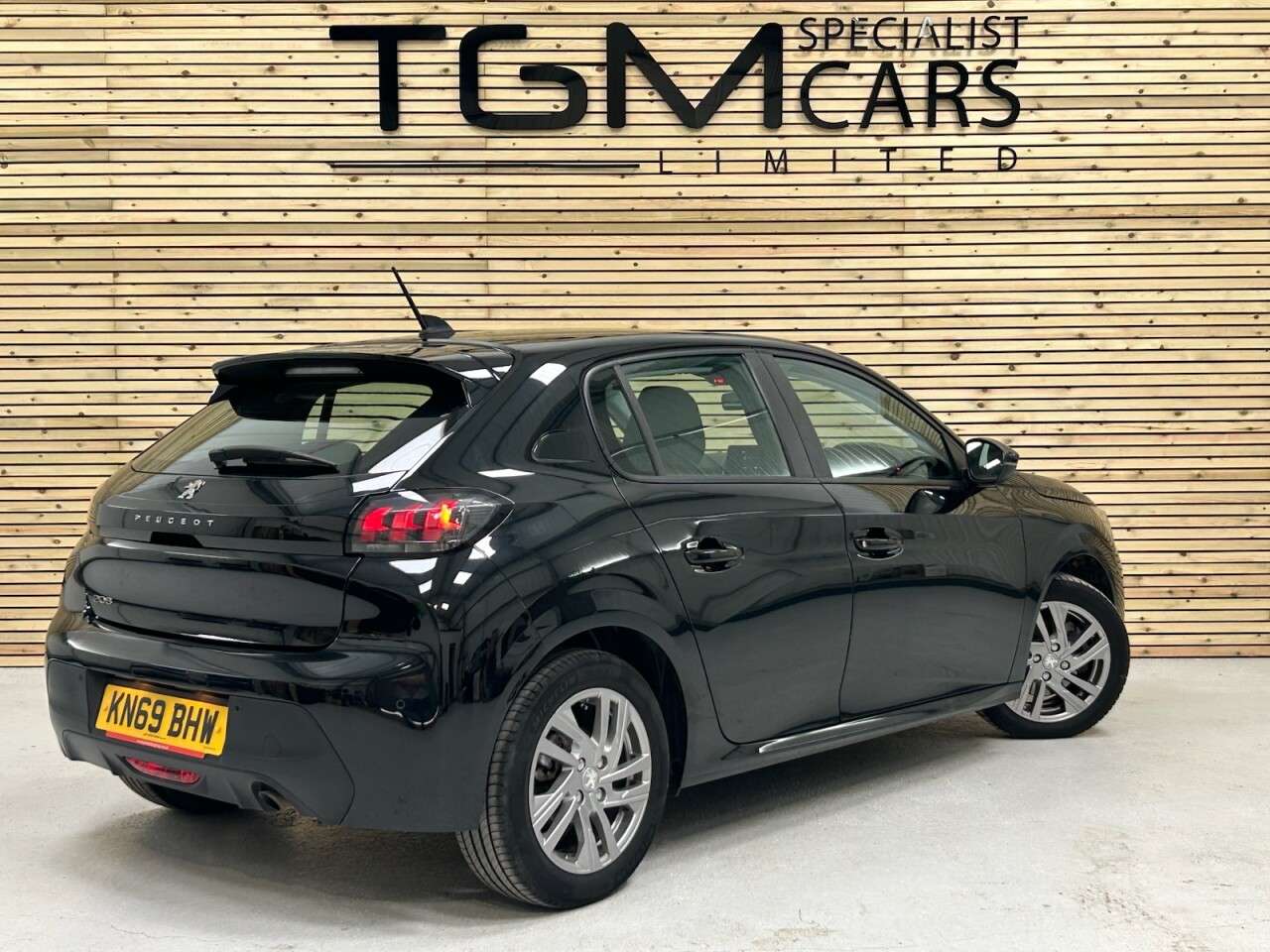 A 2020 PEUGEOT 208 1.2 PureTech Active Hatchback 5dr Petrol Manual Euro 6 (s/s) (100 ps) A 2020 PEUGEOT 208 1.2 PureTech Active Hatchback 5dr Petrol Manual Euro 6 (s/s) (100 ps)