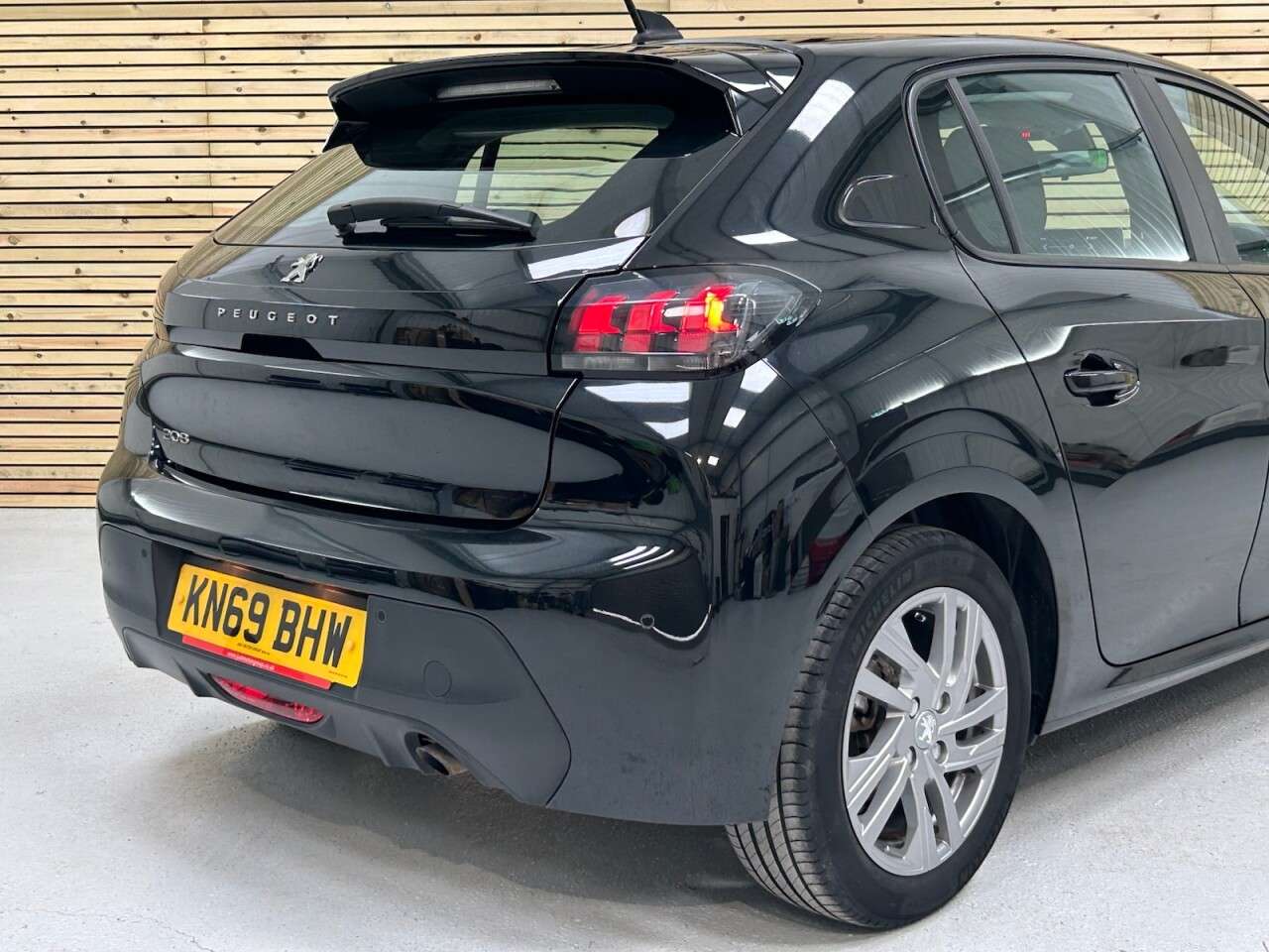 2020 PEUGEOT 208 2020 PEUGEOT 208