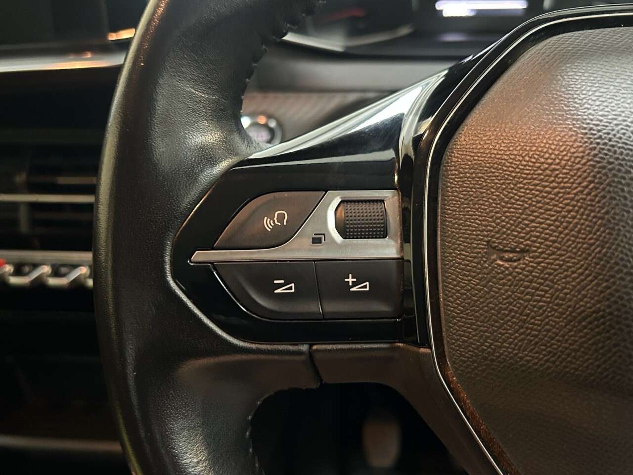 2020 PEUGEOT 208 2020 PEUGEOT 208