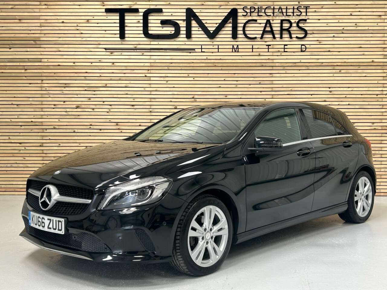 2016 MERCEDES-BENZ A CLASS 2016 MERCEDES-BENZ A CLASS