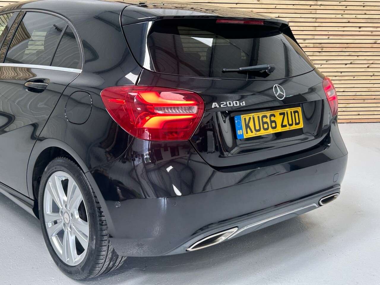 2016 MERCEDES-BENZ A CLASS 2016 MERCEDES-BENZ A CLASS
