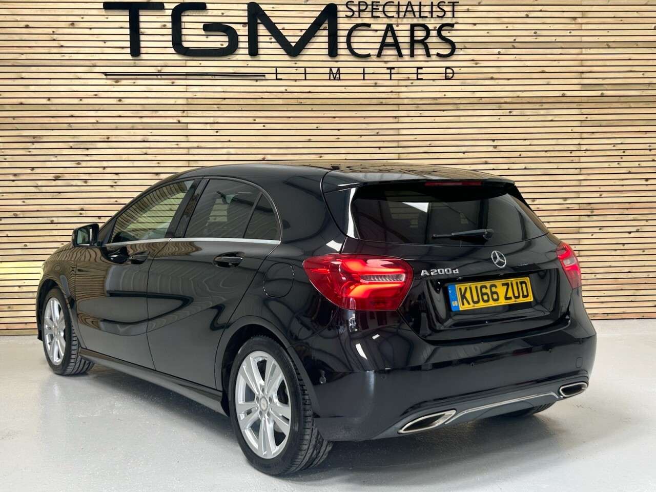 2016 MERCEDES-BENZ A CLASS 2016 MERCEDES-BENZ A CLASS