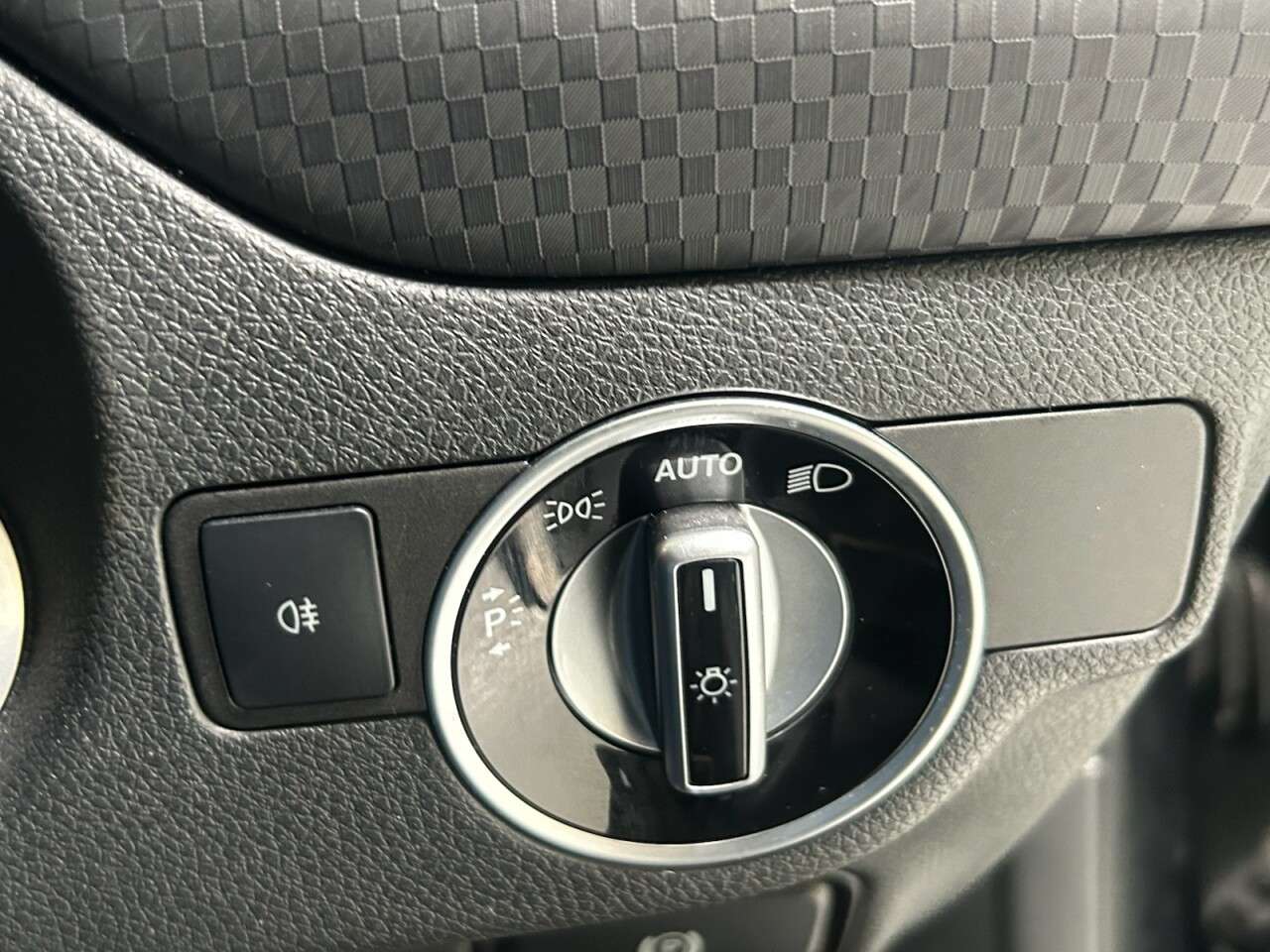 2016 MERCEDES-BENZ A CLASS 2016 MERCEDES-BENZ A CLASS