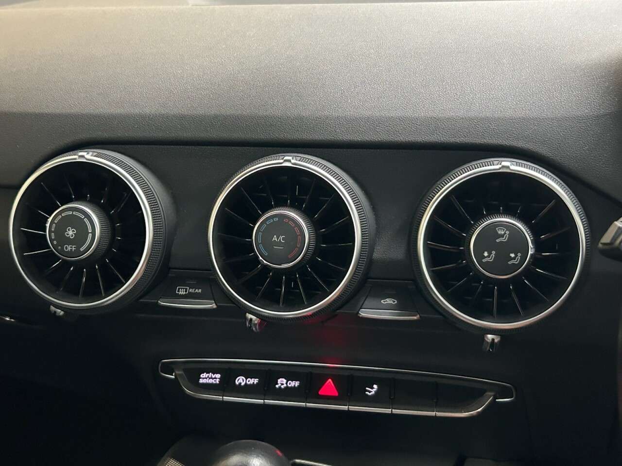 2017 AUDI TT 2017 AUDI TT