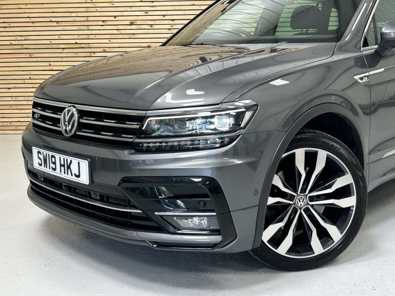2019 VOLKSWAGEN TIGUAN 2019 VOLKSWAGEN TIGUAN
