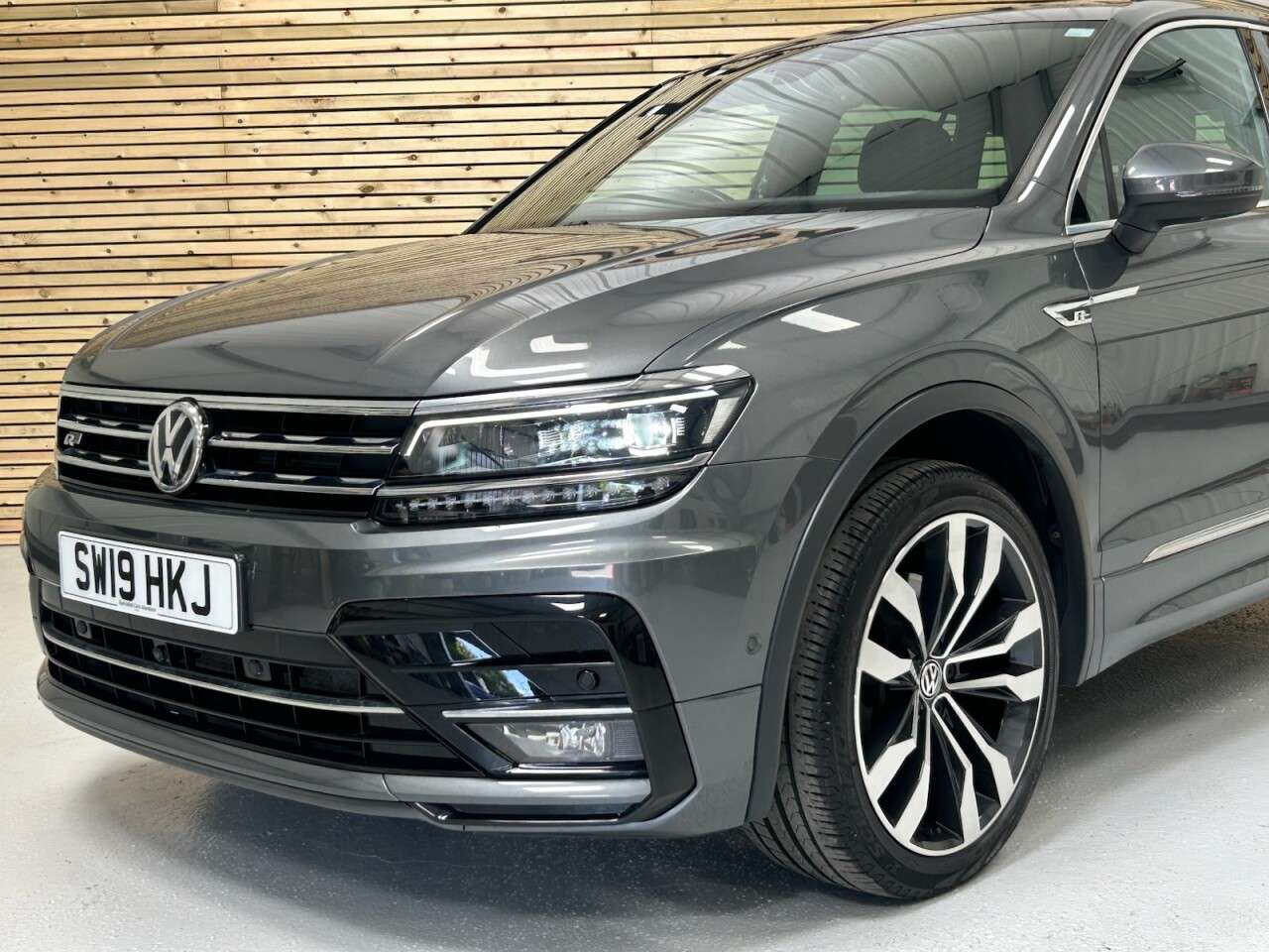 2019 VOLKSWAGEN TIGUAN 2019 VOLKSWAGEN TIGUAN