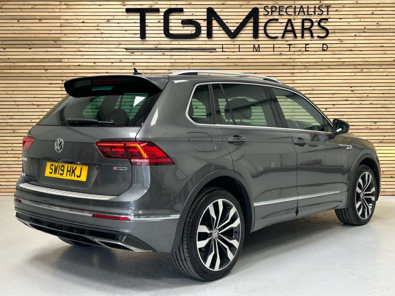 2019 VOLKSWAGEN TIGUAN 2019 VOLKSWAGEN TIGUAN