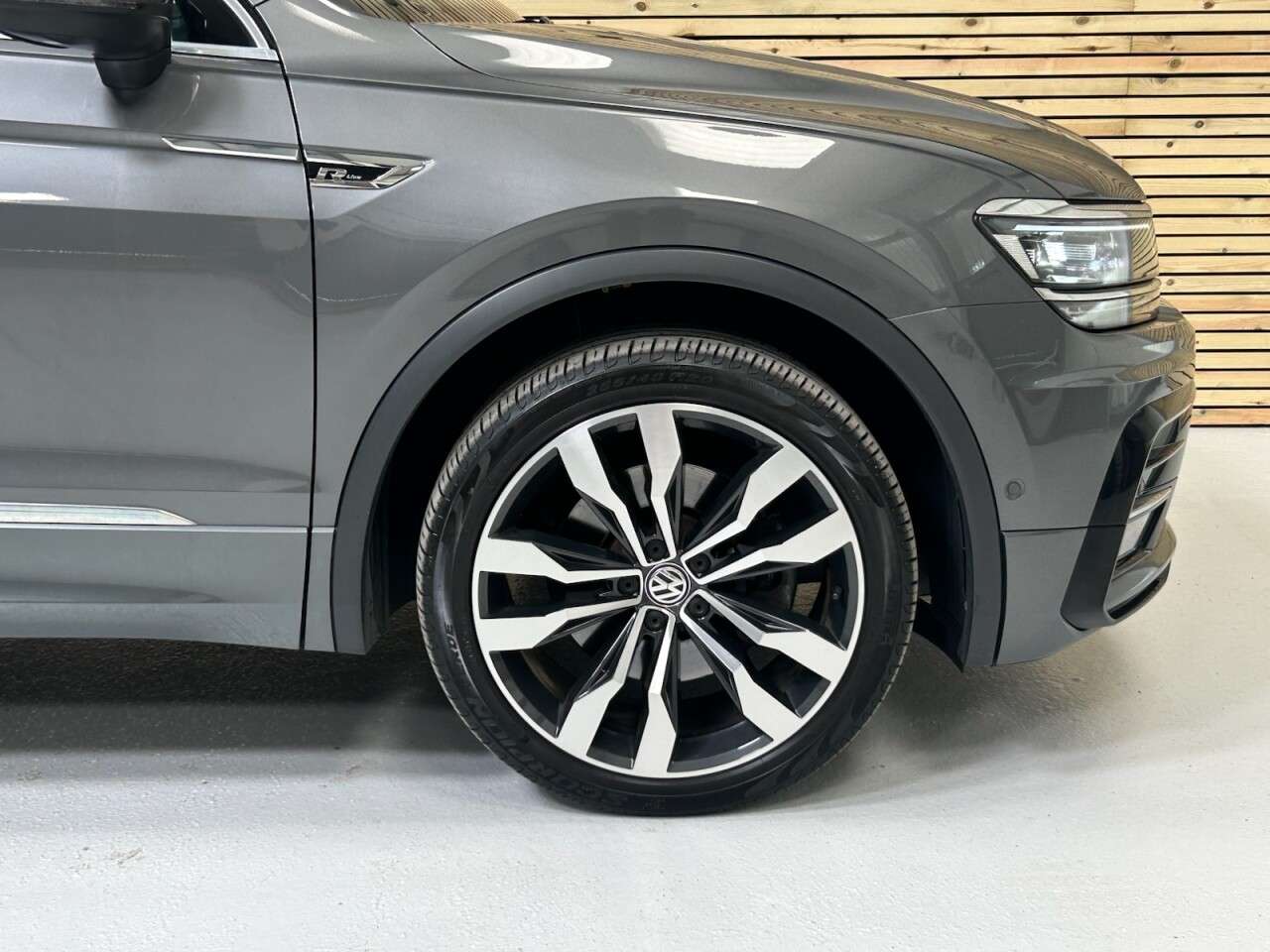 2019 VOLKSWAGEN TIGUAN 2019 VOLKSWAGEN TIGUAN