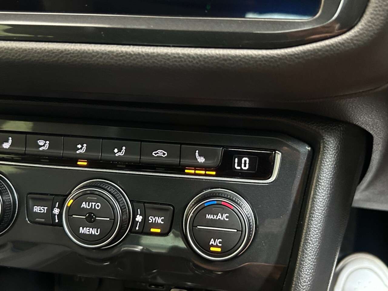 2019 VOLKSWAGEN TIGUAN 2019 VOLKSWAGEN TIGUAN