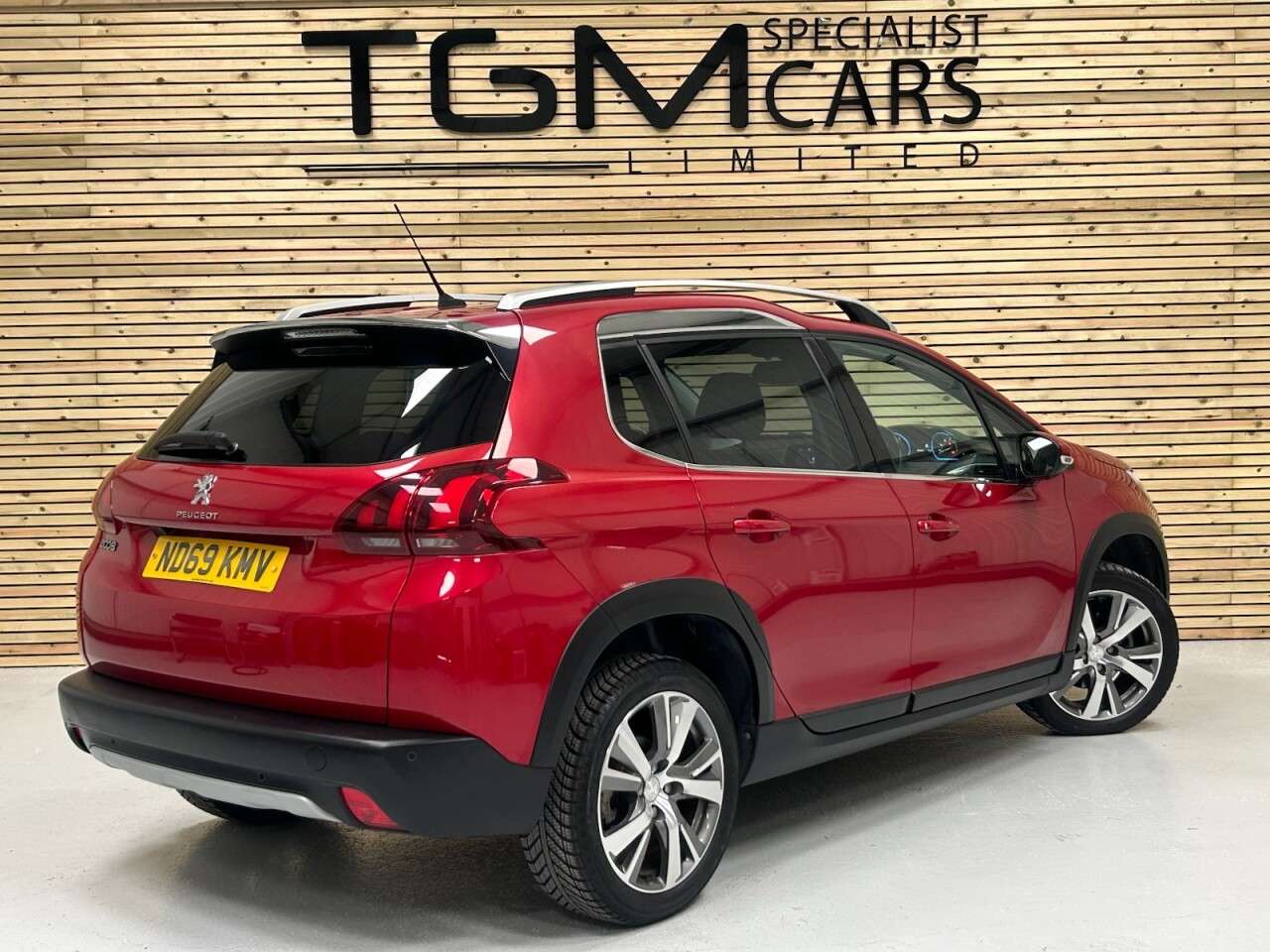 A 2019 PEUGEOT 2008 1.2 PureTech Allure Premium SUV 5dr Petrol Manual Euro 6 (s/s) (110 ps) Ser A 2019 PEUGEOT 2008 1.2 PureTech Allure Premium SUV 5dr Petrol Manual Euro 6 (s/s) (110 ps) Ser