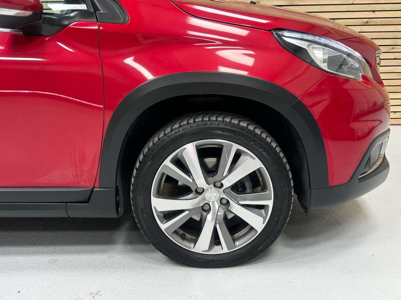 2019 PEUGEOT 2008 2019 PEUGEOT 2008