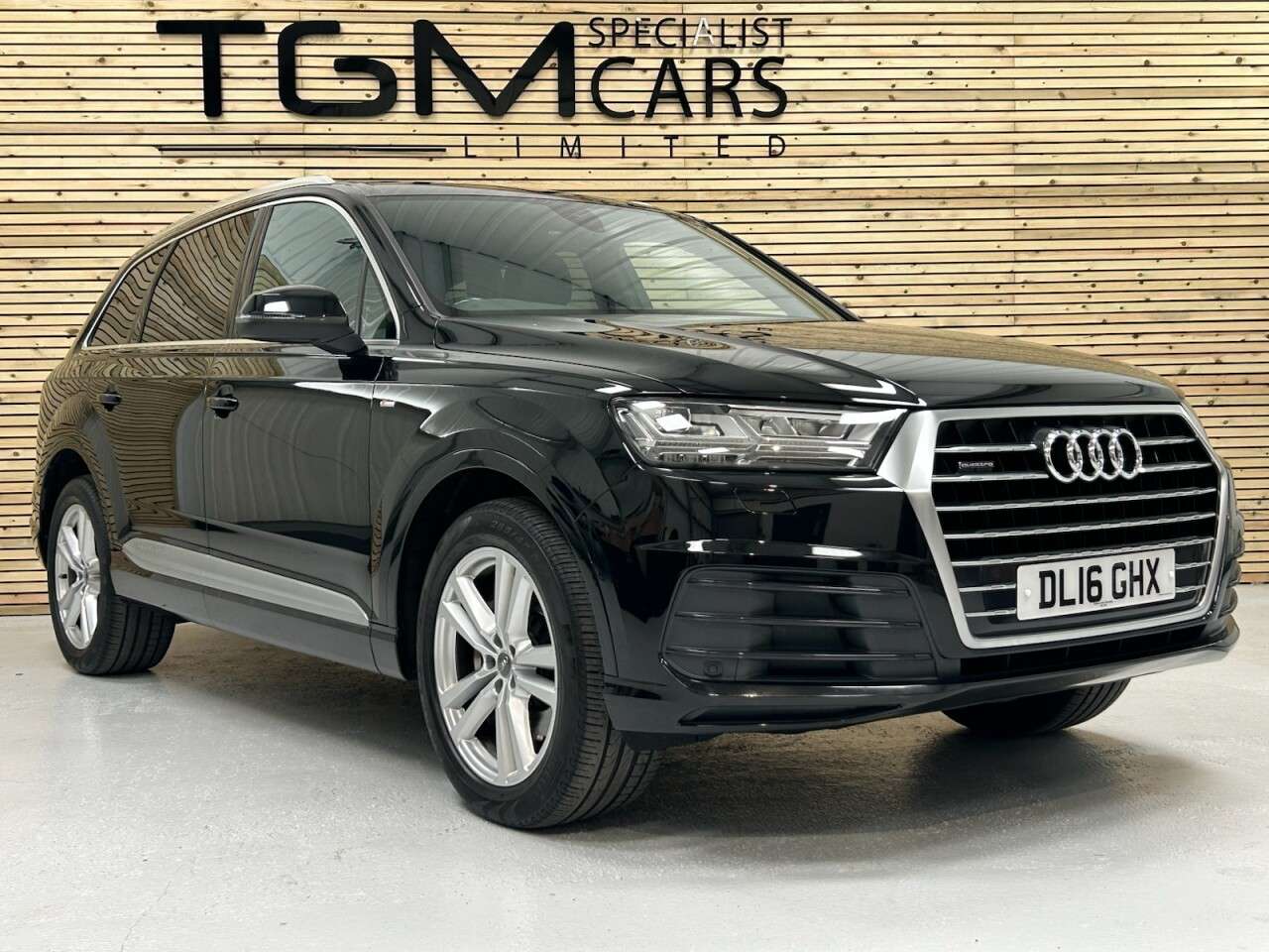 2016 AUDI Q7 2016 AUDI Q7