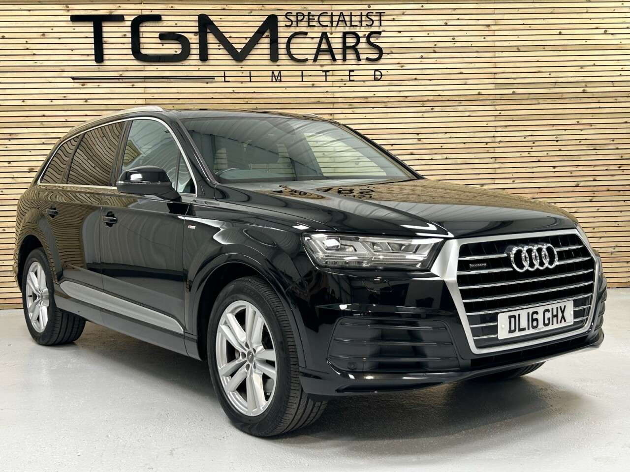 2016 AUDI Q7 2016 AUDI Q7