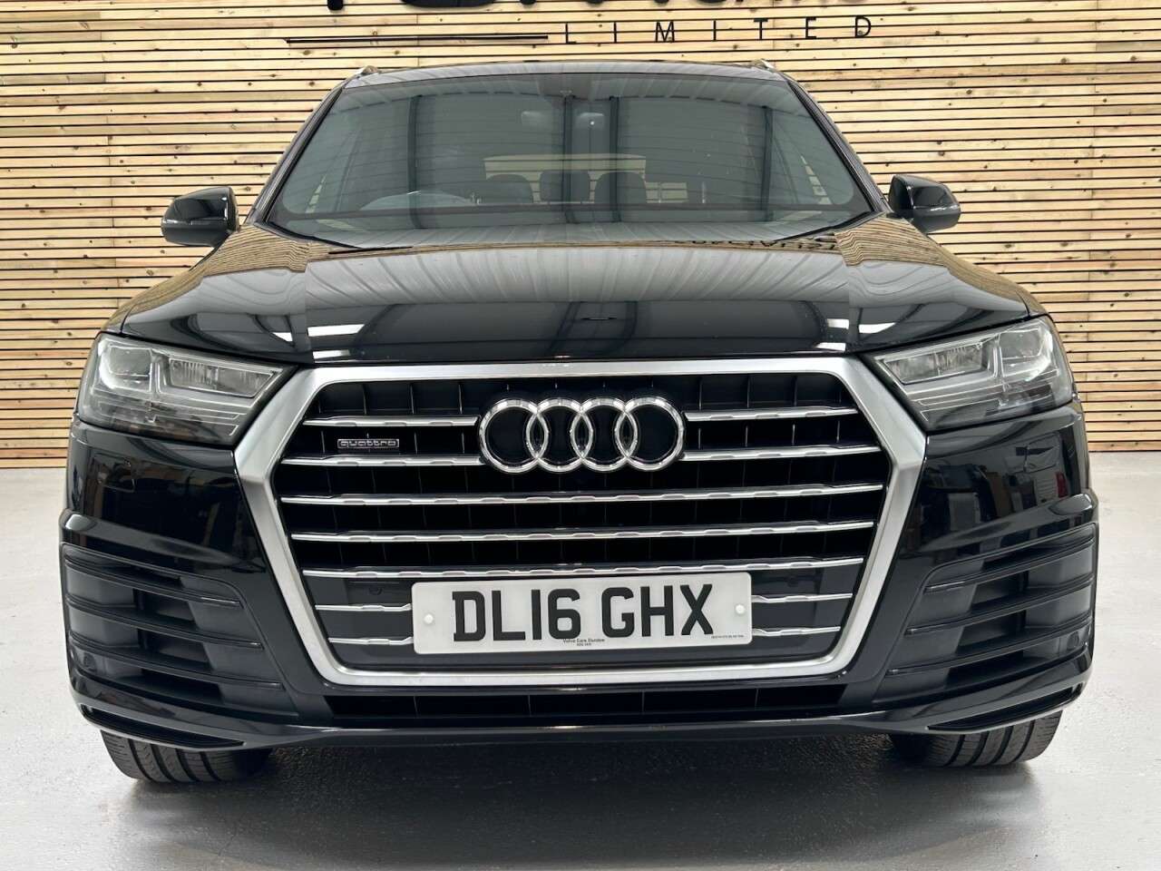 2016 AUDI Q7 2016 AUDI Q7
