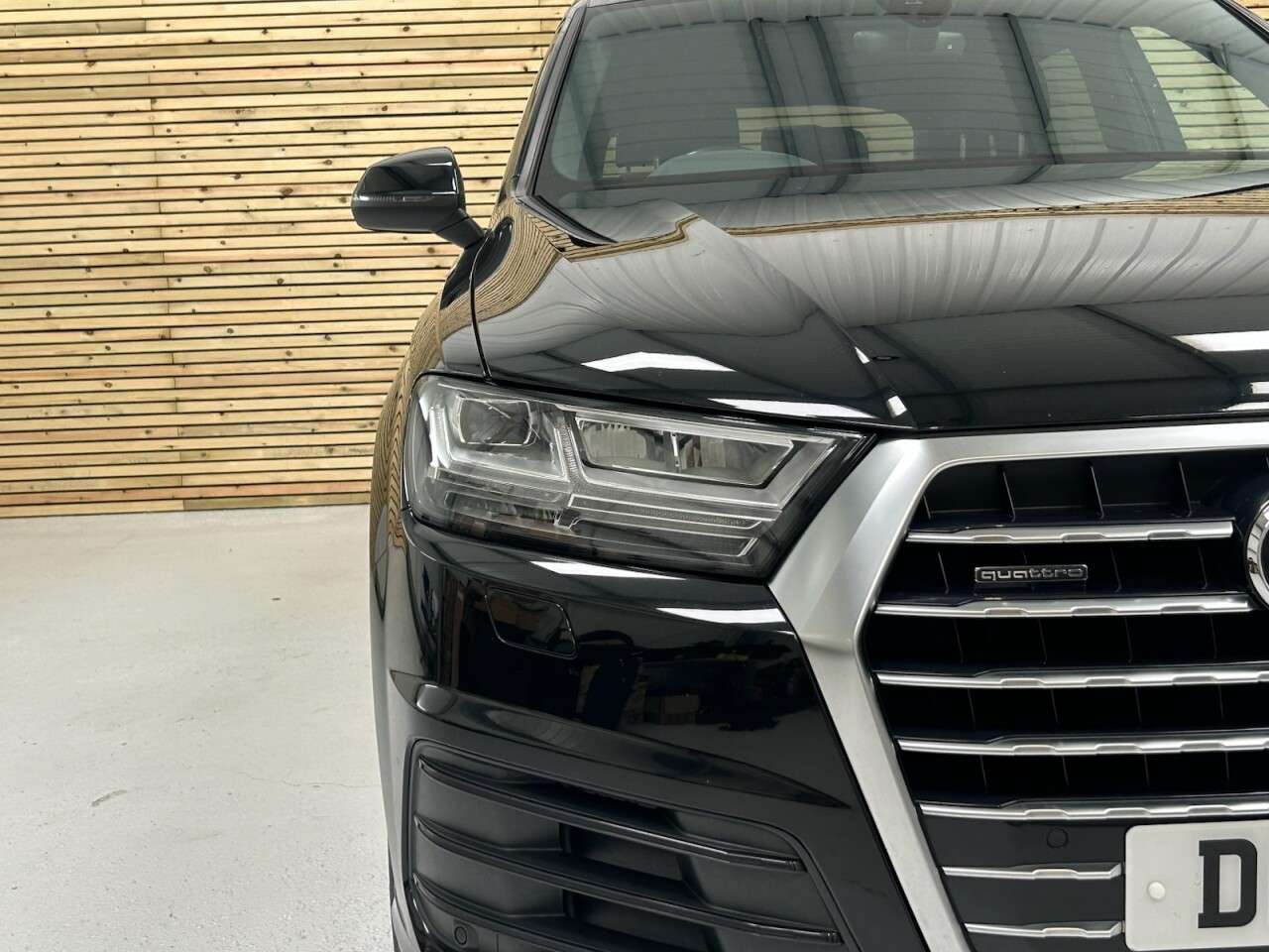 2016 AUDI Q7 2016 AUDI Q7