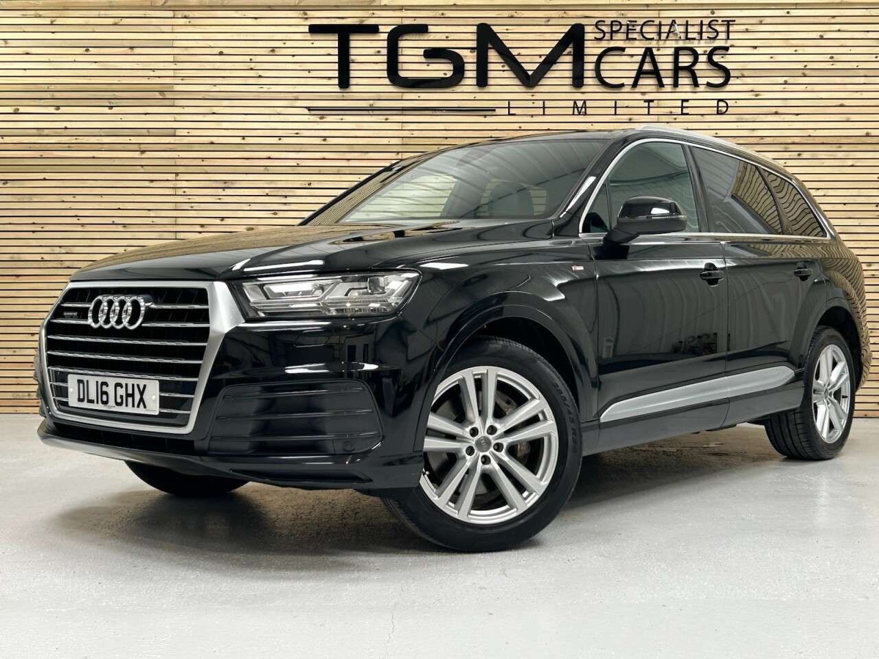 2016 AUDI Q7 2016 AUDI Q7