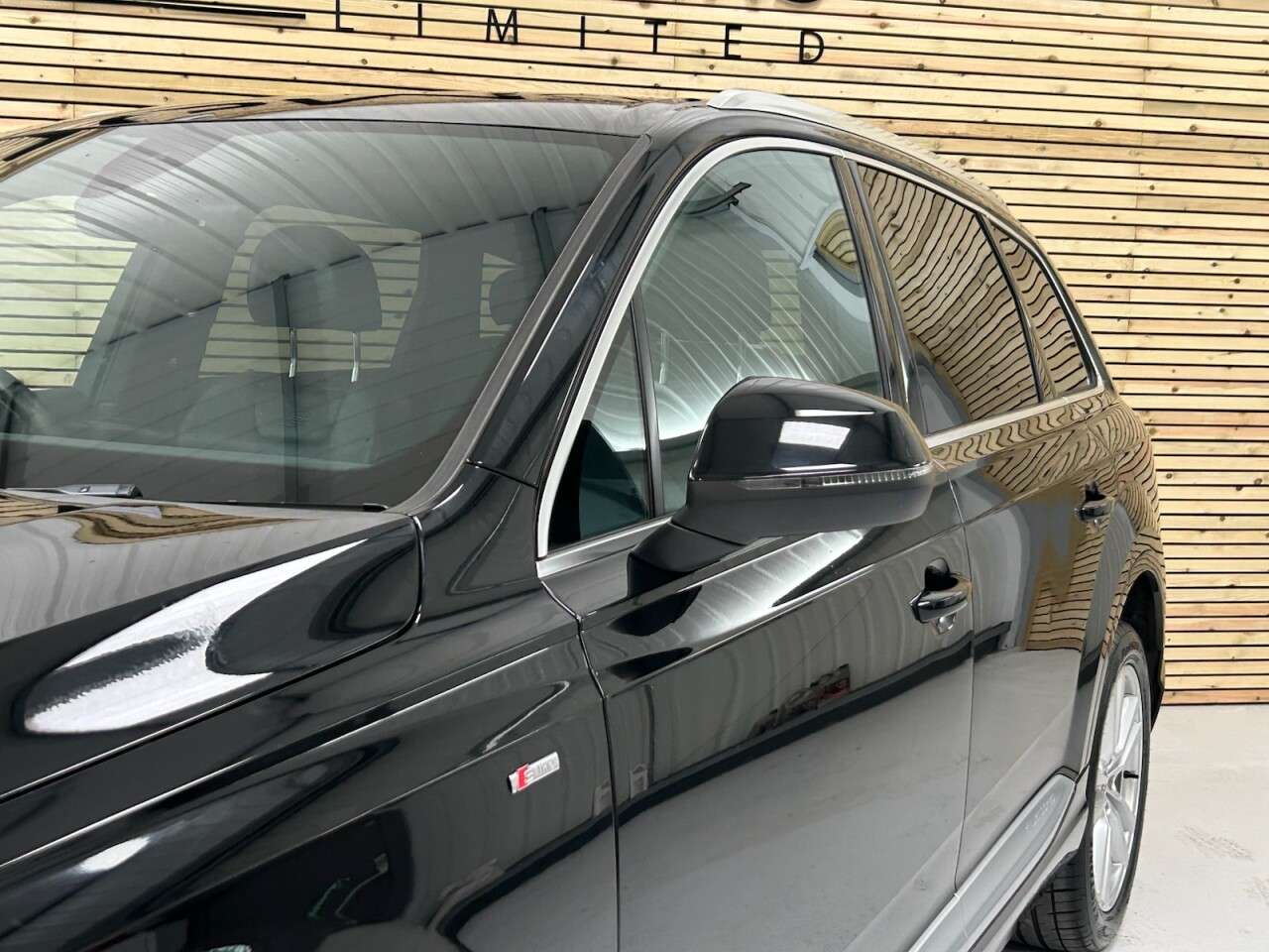 2016 AUDI Q7 2016 AUDI Q7