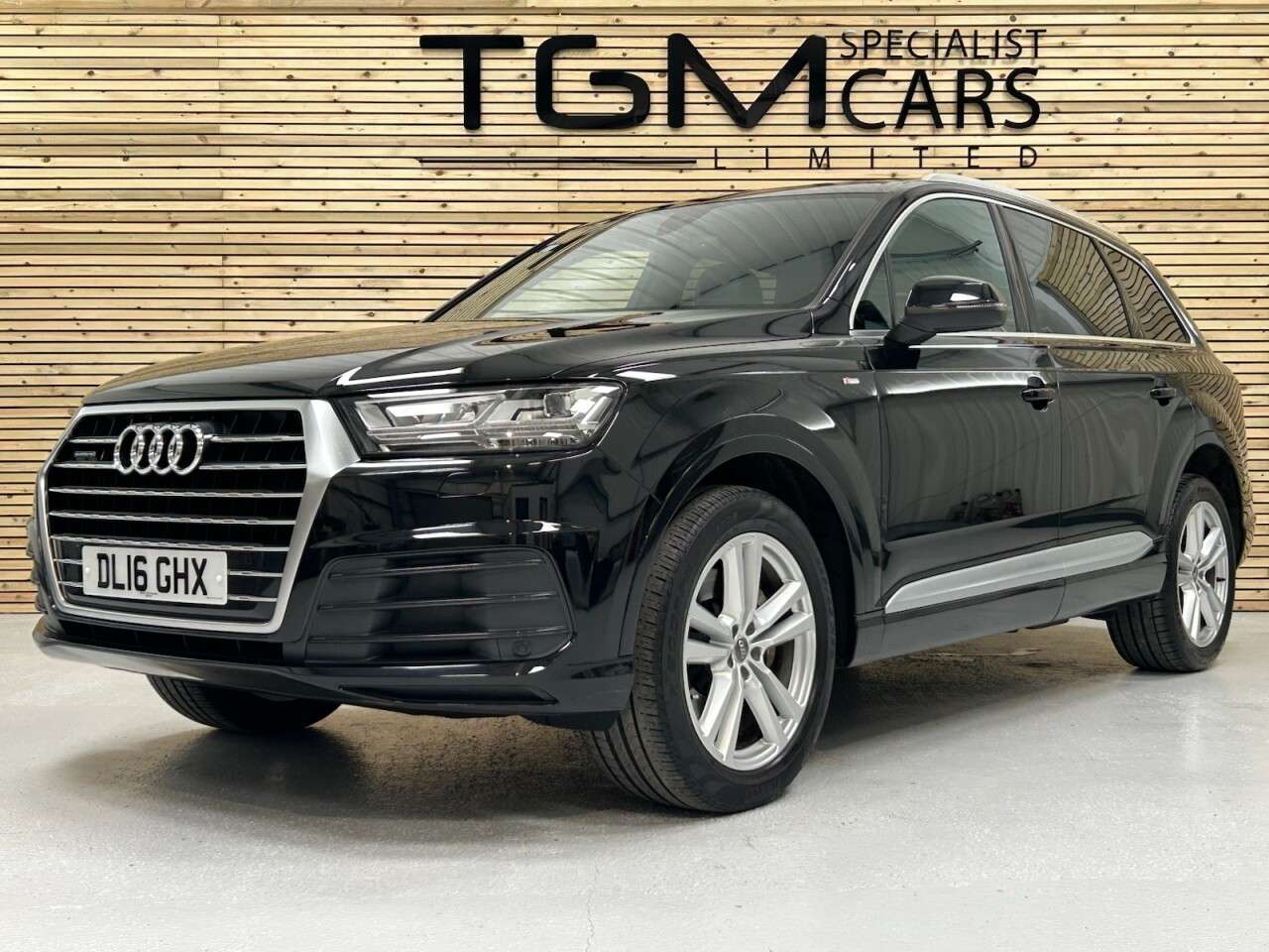 2016 AUDI Q7 2016 AUDI Q7