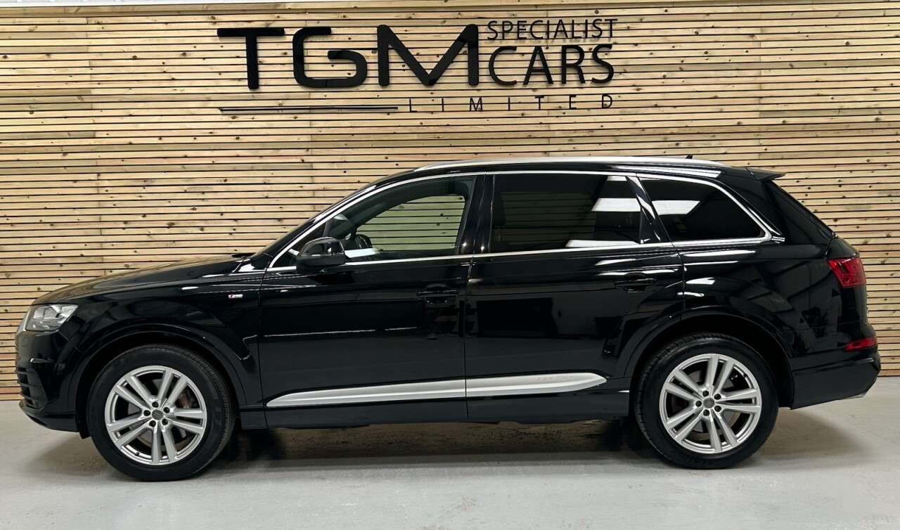 2016 AUDI Q7 2016 AUDI Q7