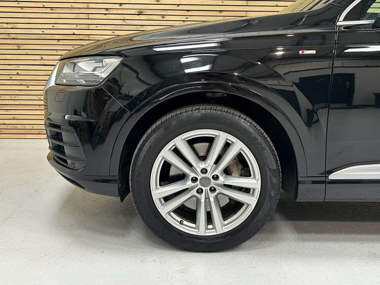 2016 AUDI Q7 2016 AUDI Q7