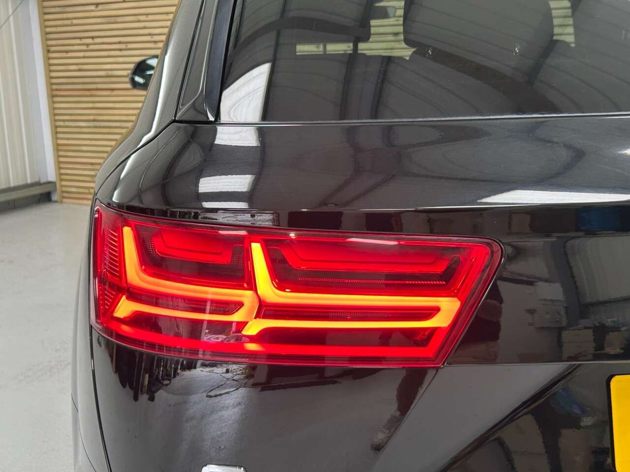 2016 AUDI Q7 2016 AUDI Q7