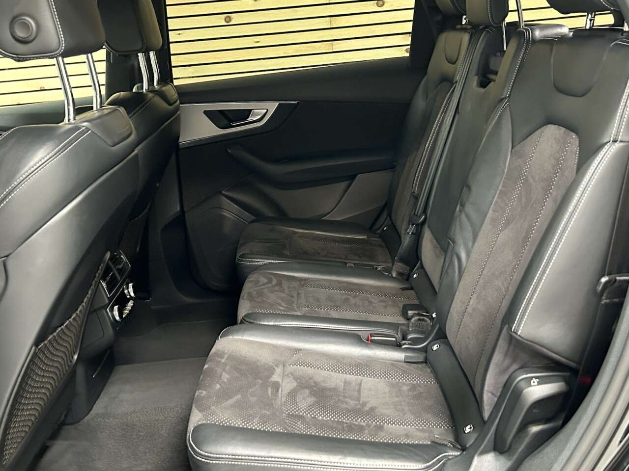 2016 AUDI Q7 2016 AUDI Q7