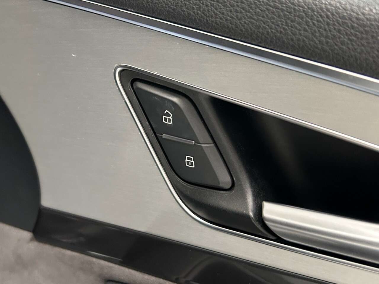 2016 AUDI Q7 2016 AUDI Q7