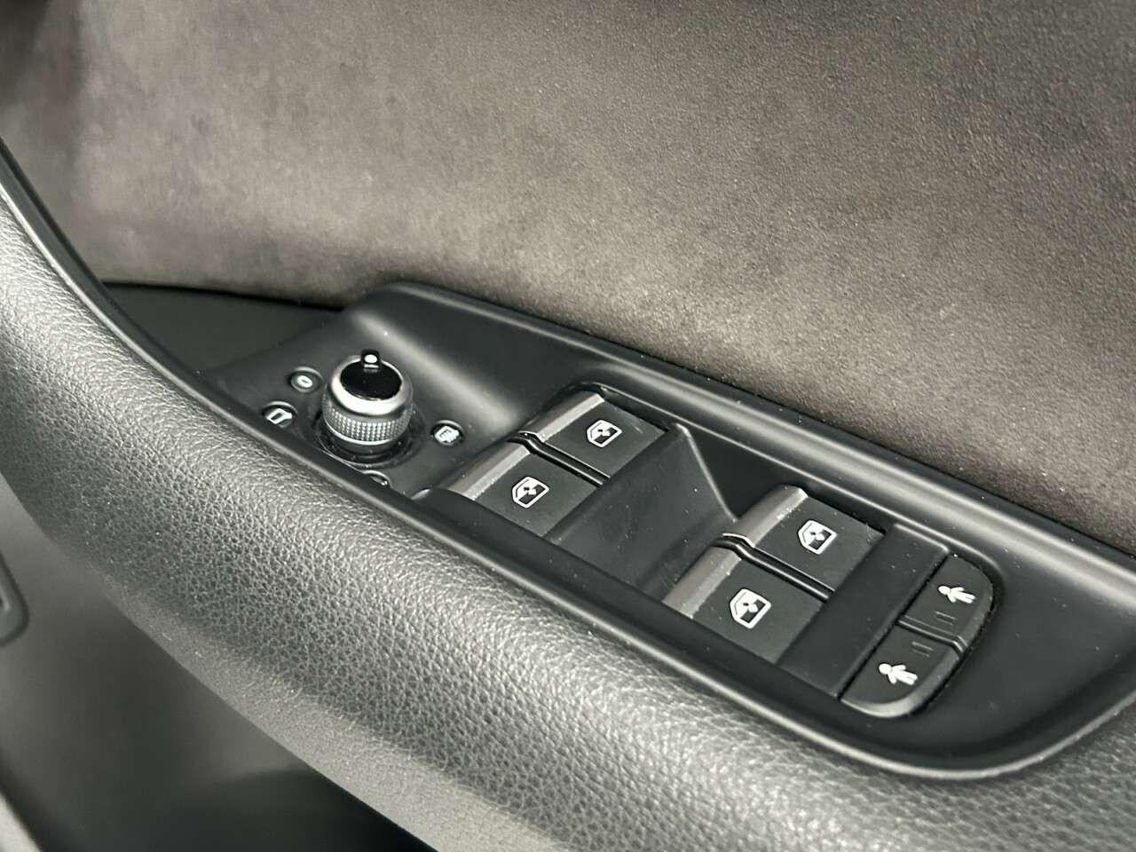 2016 AUDI Q7 2016 AUDI Q7