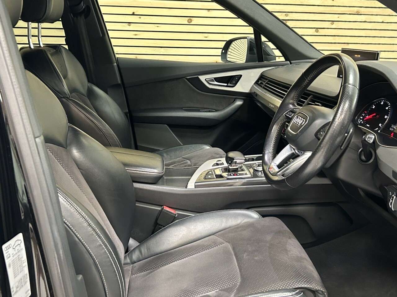 2016 AUDI Q7 2016 AUDI Q7