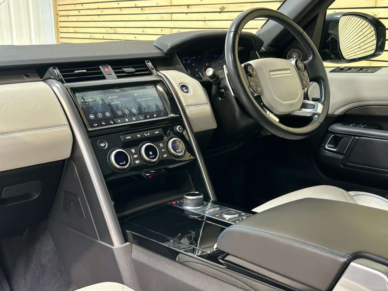 2020 LAND ROVER DISCOVERY 2020 LAND ROVER DISCOVERY