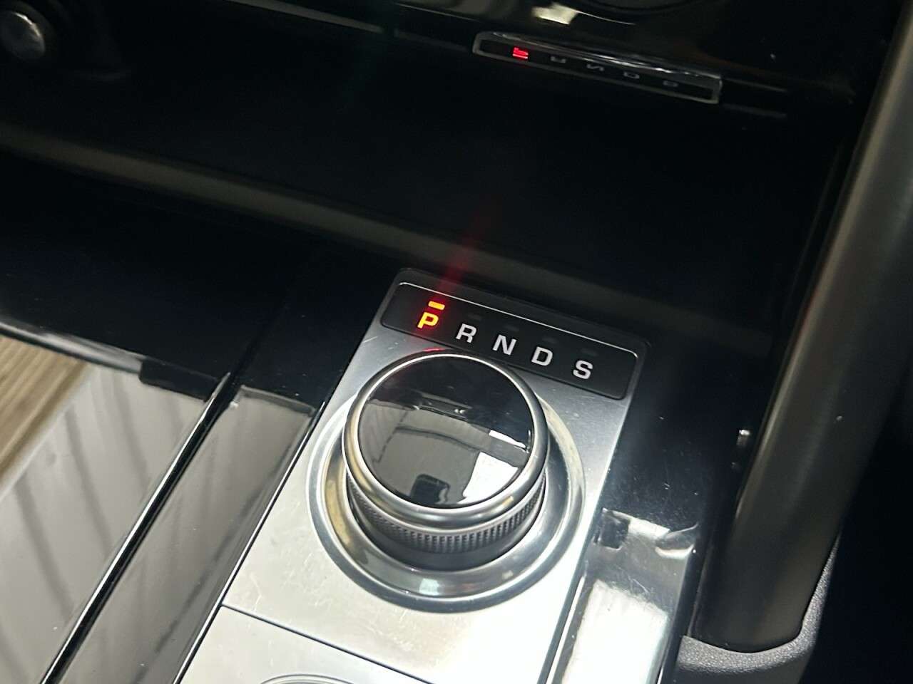 2020 LAND ROVER DISCOVERY 2020 LAND ROVER DISCOVERY