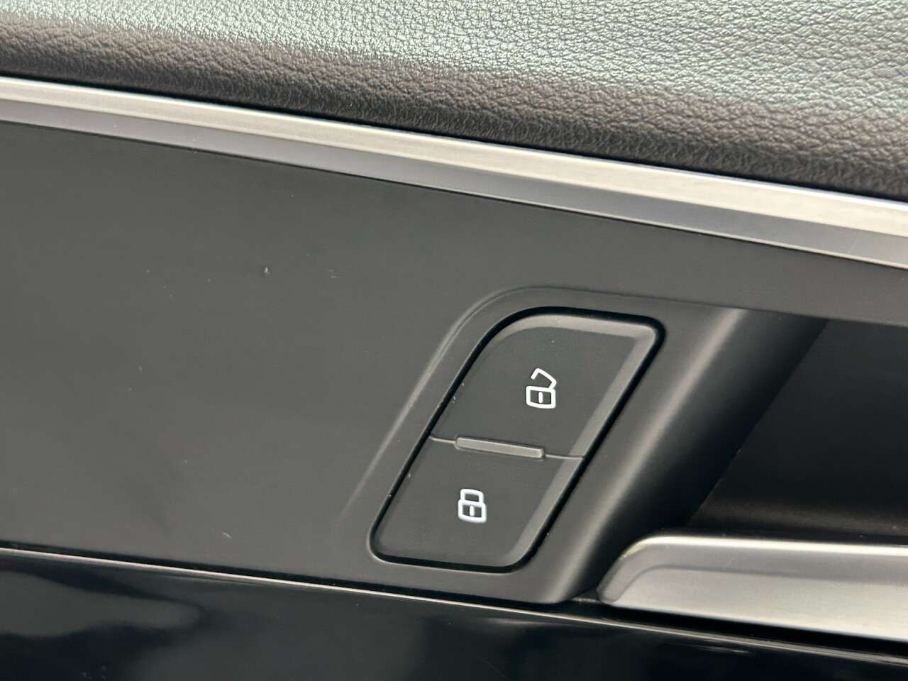 2017 AUDI S4 AVANT 2017 AUDI S4 AVANT