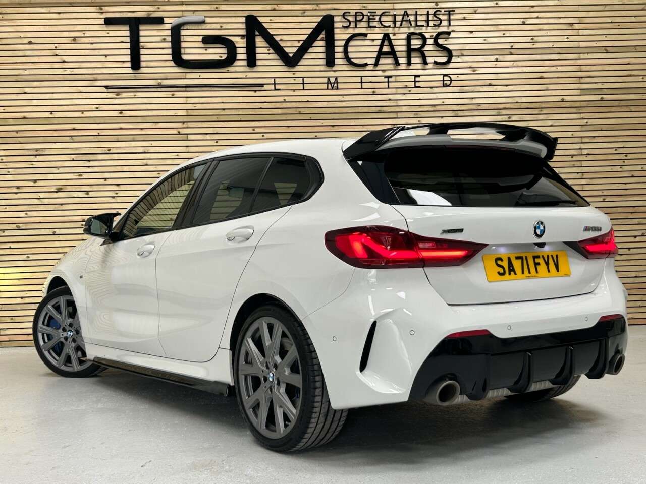 2021 BMW 1 SERIES 2021 BMW 1 SERIES