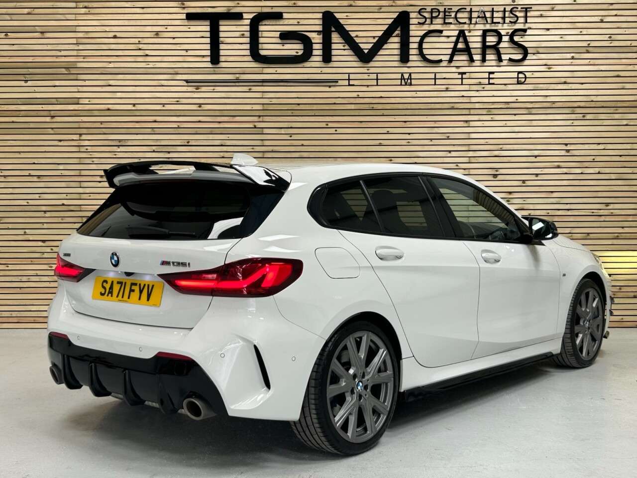 2021 BMW 1 SERIES 2021 BMW 1 SERIES