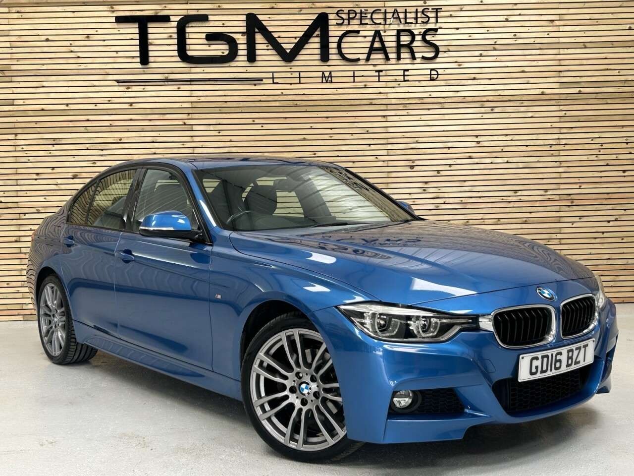 A 2016 BMW 3 SERIES 2.0 320d M Sport Saloon 4dr Diesel Auto xDrive Euro 6 (s/s) (190 ps) SUPERB A 2016 BMW 3 SERIES 2.0 320d M Sport Saloon 4dr Diesel Auto xDrive Euro 6 (s/s) (190 ps) SUPERB