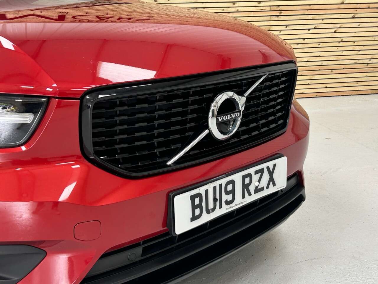 2019 VOLVO XC40 2019 VOLVO XC40