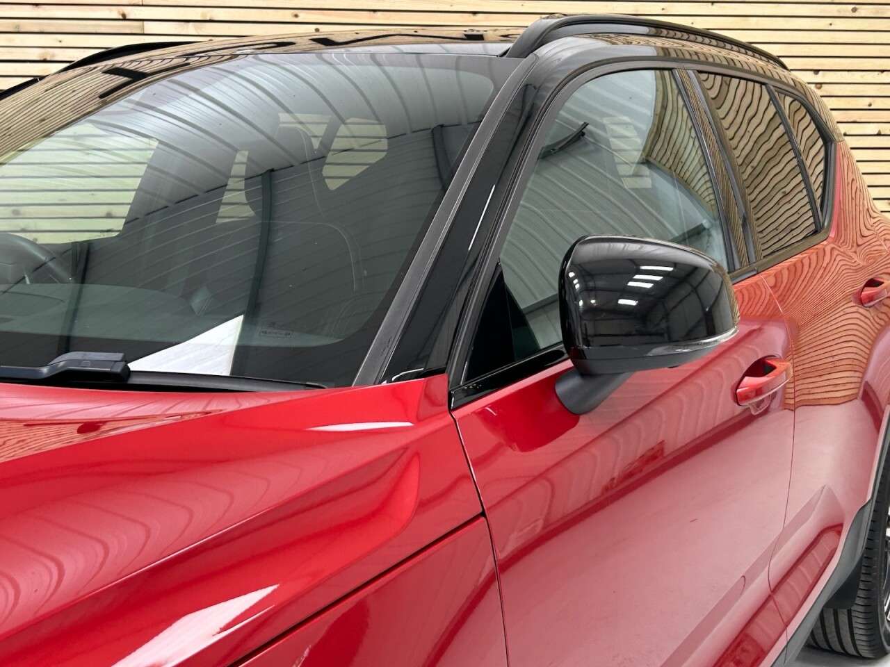2019 VOLVO XC40 2019 VOLVO XC40