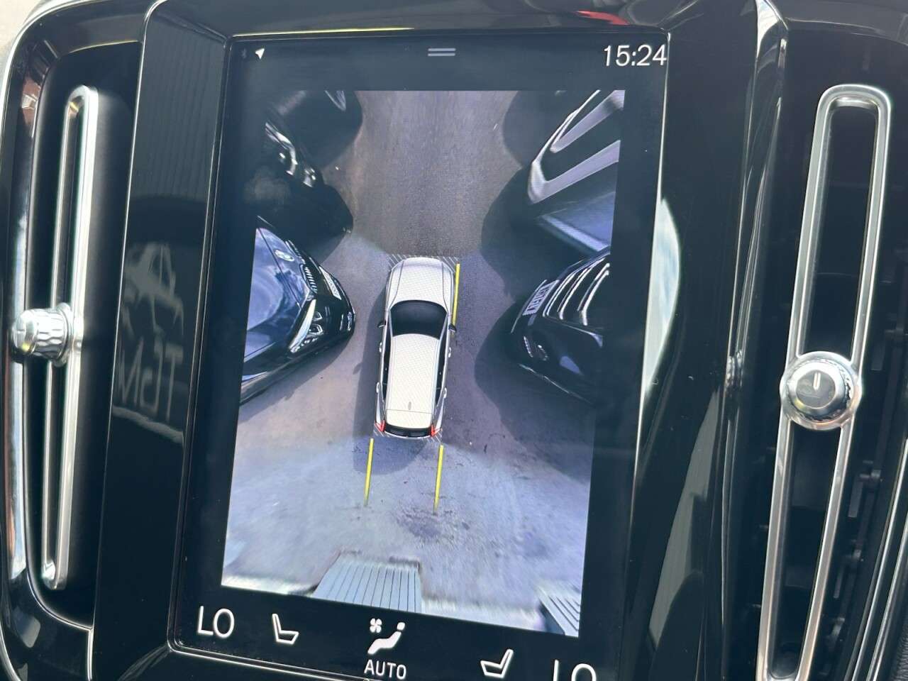 2019 VOLVO XC40 2019 VOLVO XC40