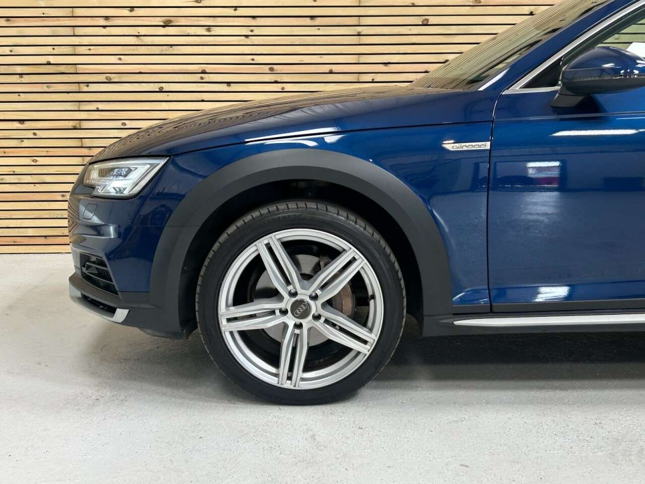 2017 AUDI A4 ALLROAD 2017 AUDI A4 ALLROAD