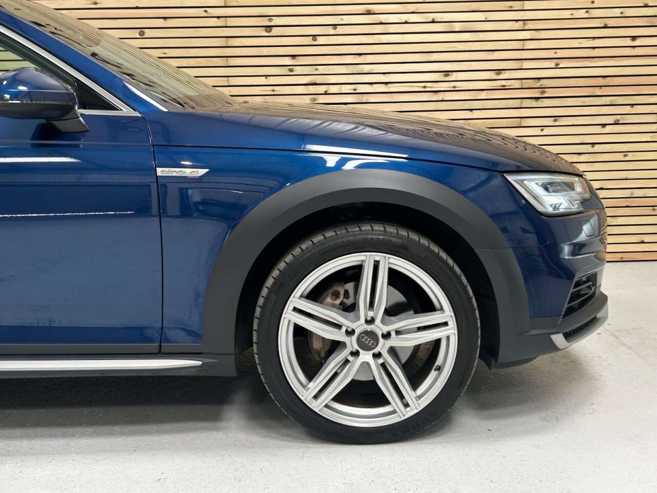 2017 AUDI A4 ALLROAD 2017 AUDI A4 ALLROAD