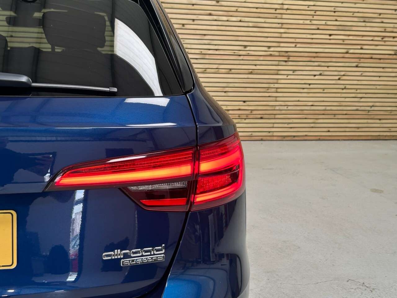 2017 AUDI A4 ALLROAD 2017 AUDI A4 ALLROAD
