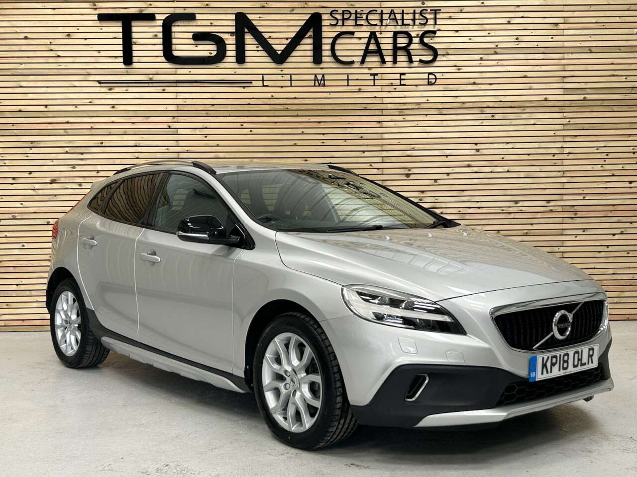 2018 VOLVO V40 CROSS COUNTRY 2018 VOLVO V40 CROSS COUNTRY