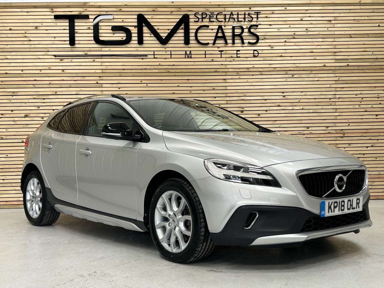 2018 VOLVO V40 CROSS COUNTRY 2018 VOLVO V40 CROSS COUNTRY