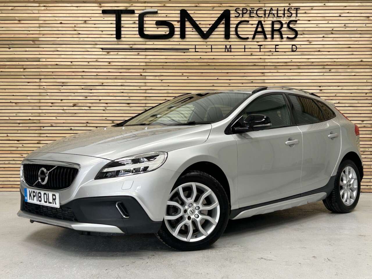 2018 VOLVO V40 CROSS COUNTRY 2018 VOLVO V40 CROSS COUNTRY
