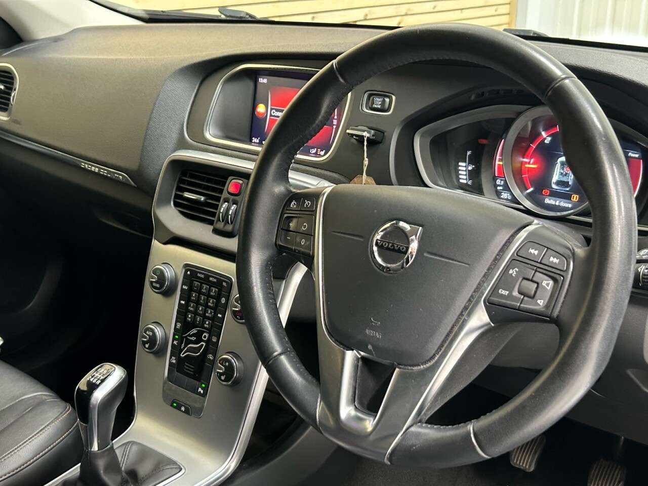 2018 VOLVO V40 CROSS COUNTRY 2018 VOLVO V40 CROSS COUNTRY